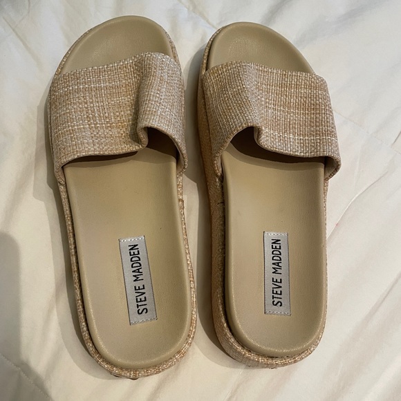 Steve Madden Slip Ons - Picture 3 of 3